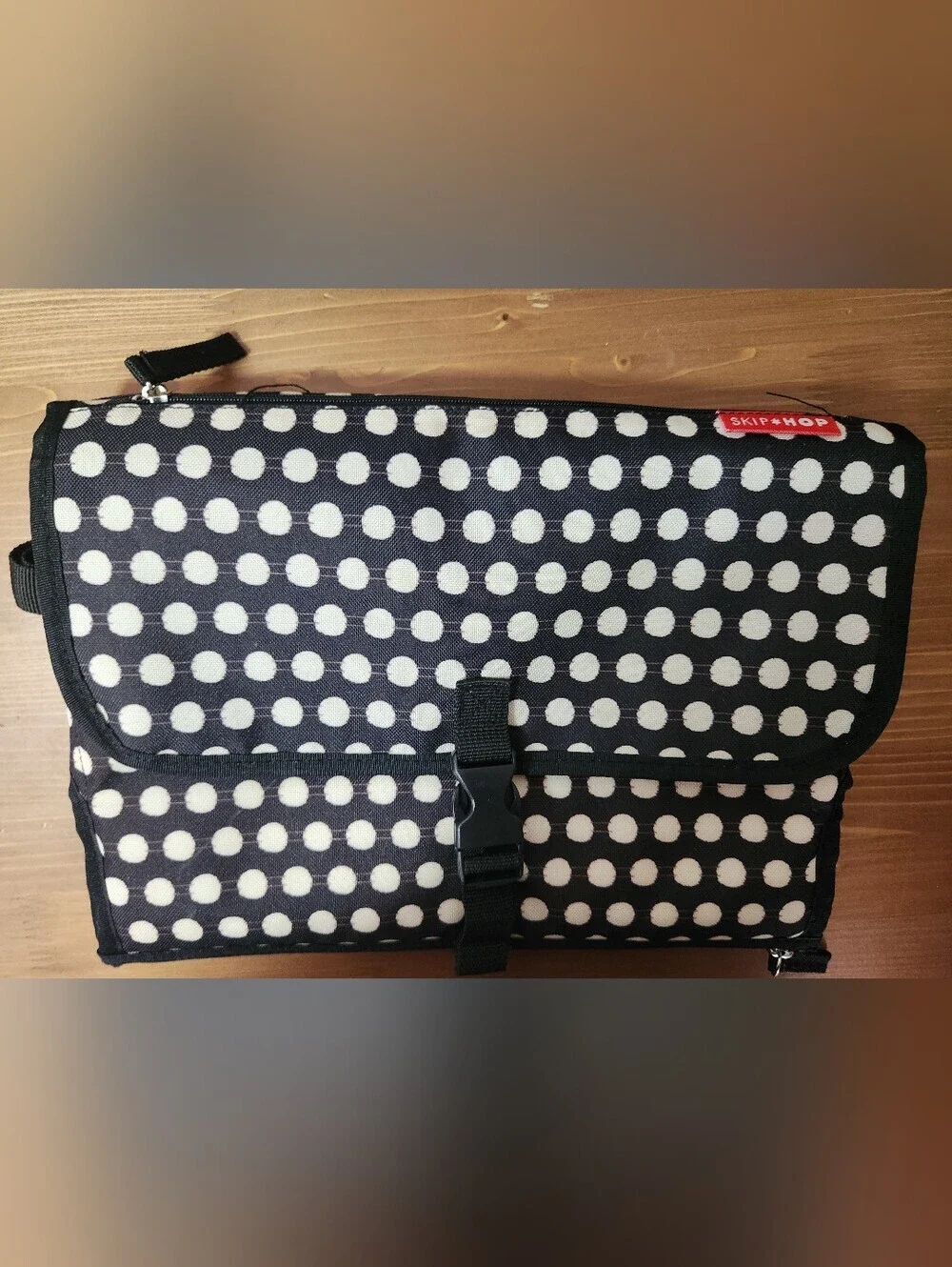 Skip Hop Pronto Baby Changing Station & Diaper Clutch Black Off White Polka Dot